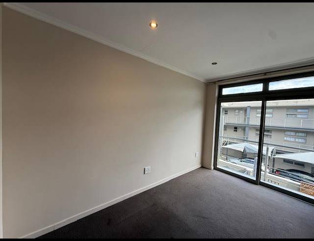 2 BEDROOM PROPERTY TO RENT IN SANDHURST